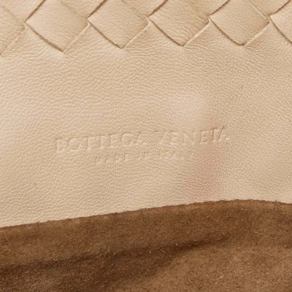 BOTTEGA VENETA Cream Leather Intrecciato Tote Bag